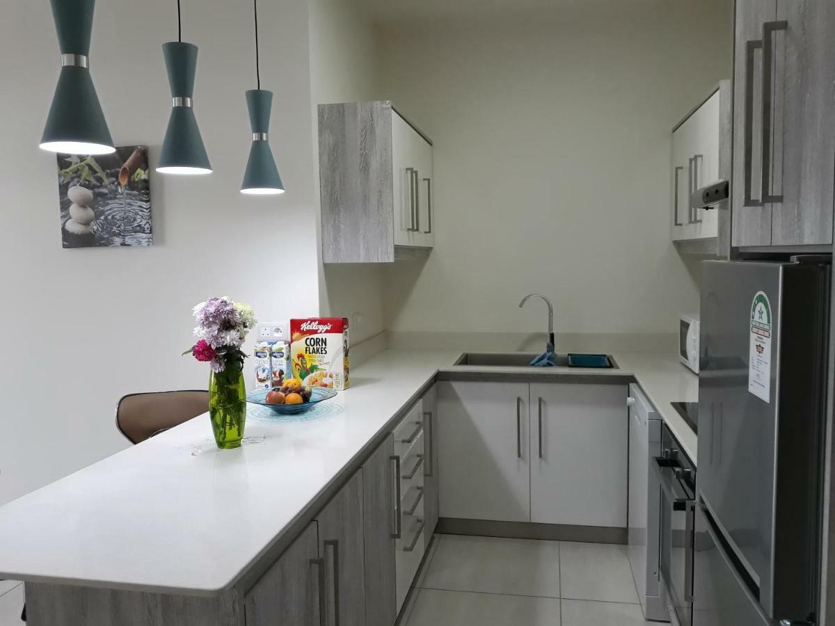 2 Bedroom Flat 15 Mins Walk From Flic En Flac Beach Eksteriør bilde